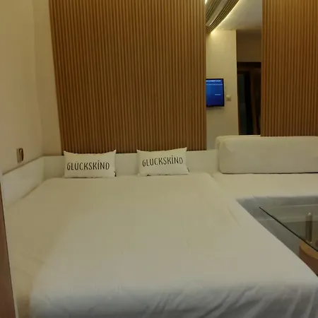 Tina Apartament Warna