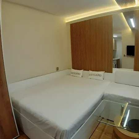 Tina Apartment *